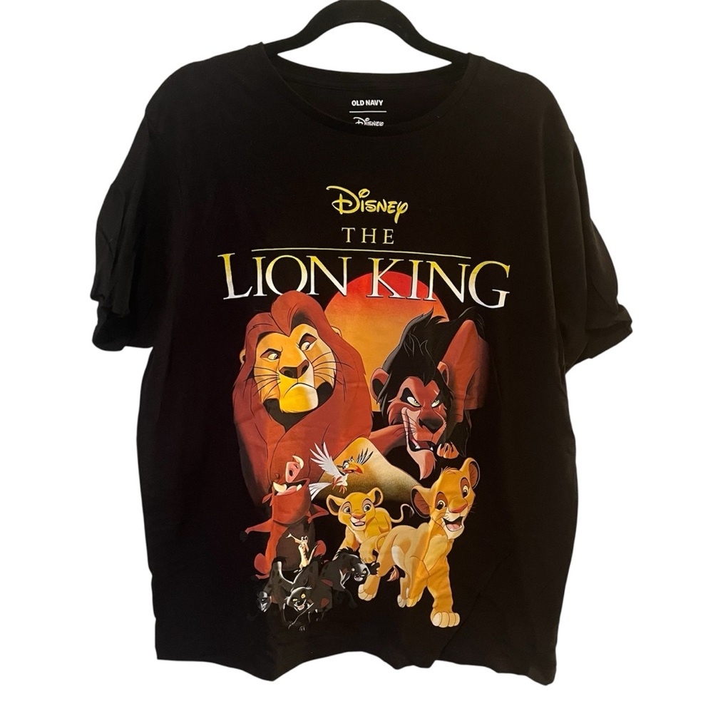 ✨3/$30 Old Navy Disney Lion King T-Shirt